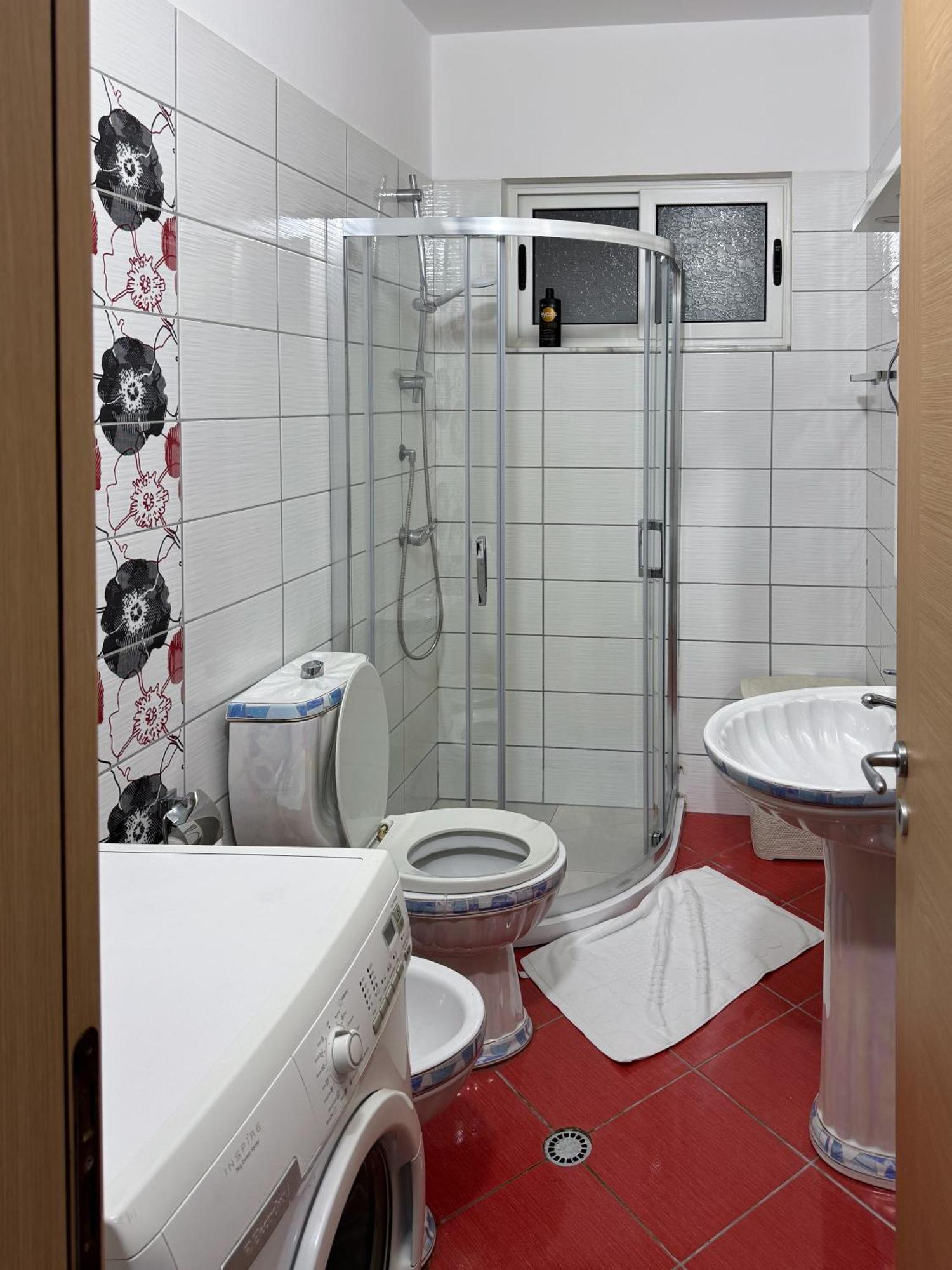 Marina Apartment - The Ocean Heart Of Shkodra Bagian luar foto